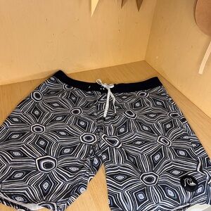 Quiksilver Men's Geometric Black and White Board Shorts